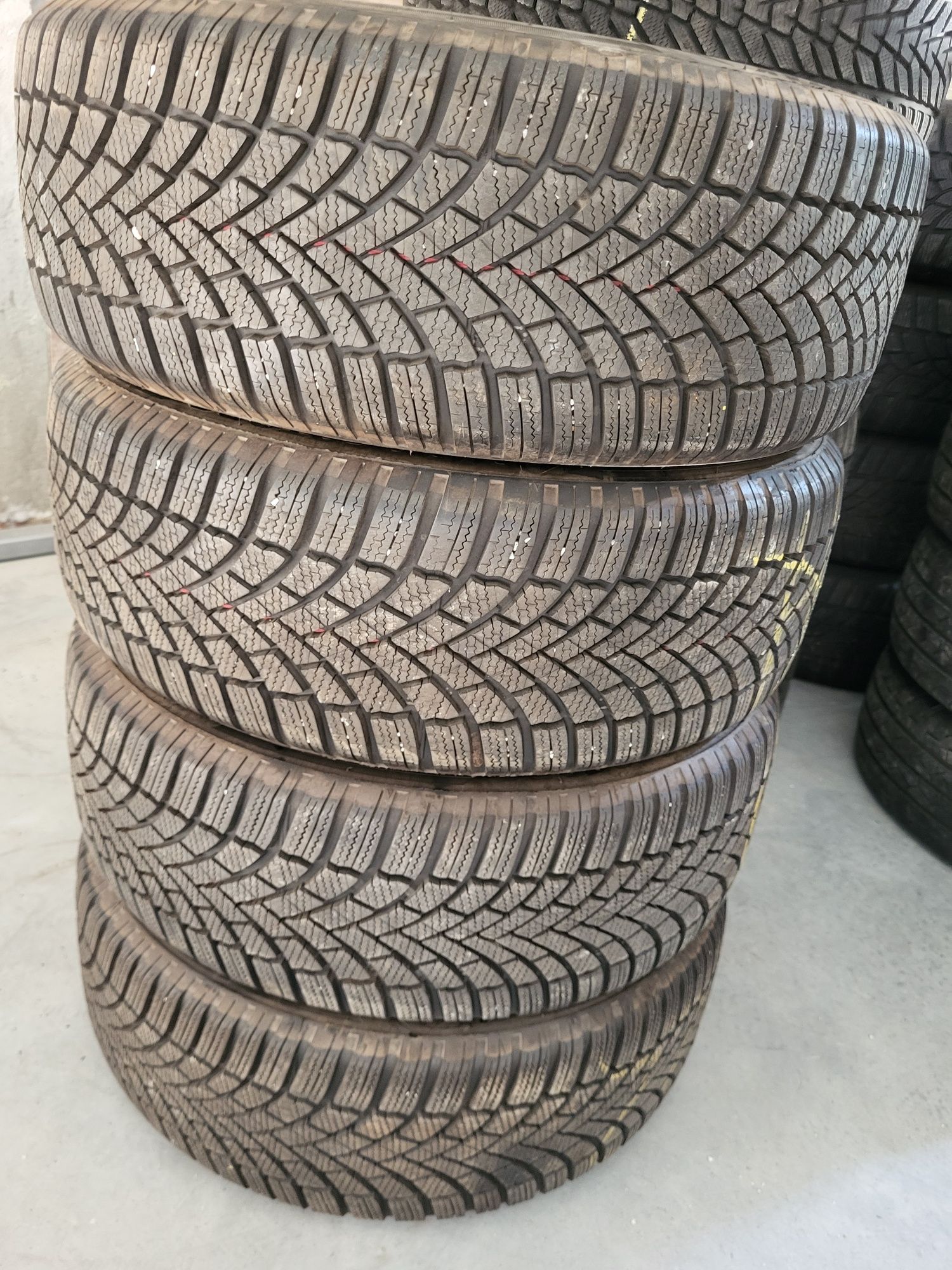 4 бр зимни 195/55/16 Bridgestone