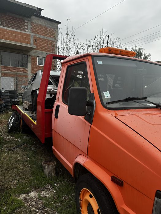 Peugeot J5 Пътна помощ