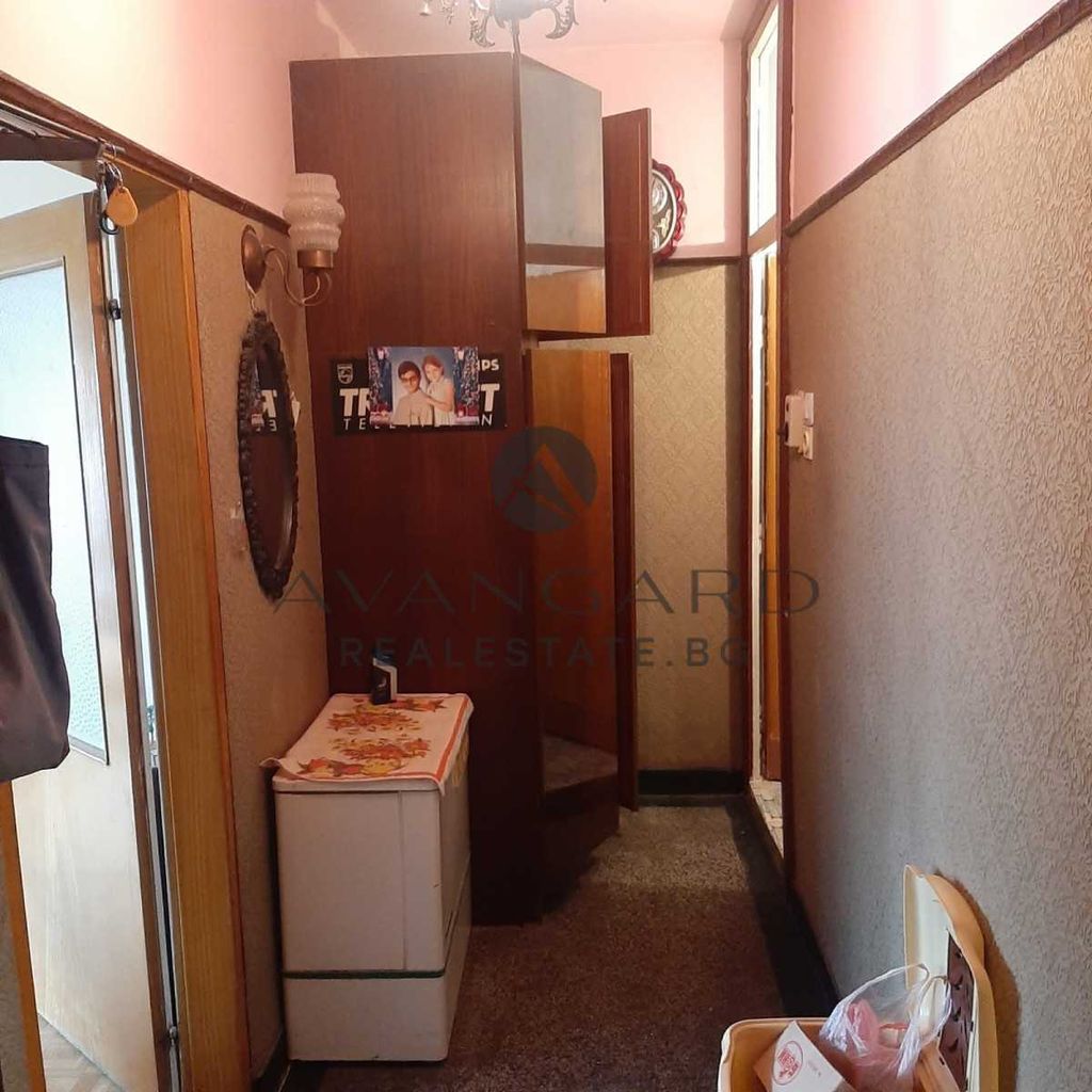 Продава се Двустаен апартамент в Пловдив, Изгрев - 63 кв.м за 1112 €/кв.м - Снимка #5