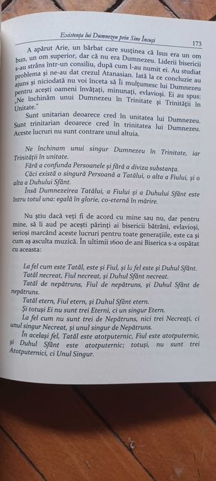 Carte Atributele lui Dumnezeu