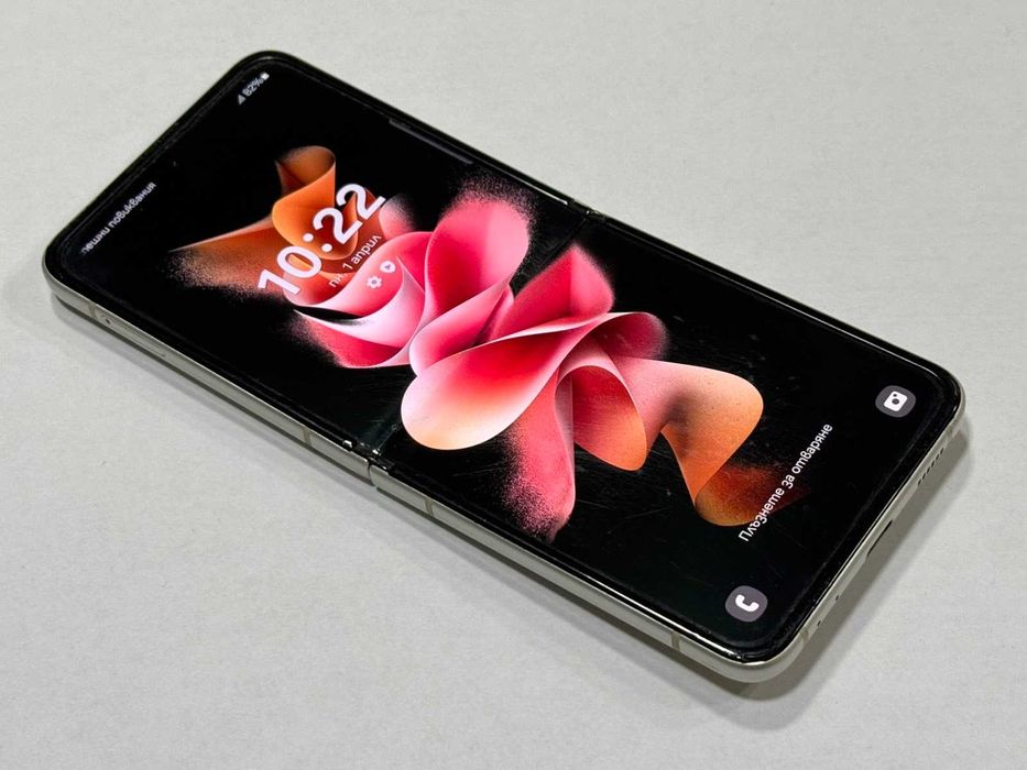Samsung Galaxy Z Flip3 5G 256GB 8GB RAM