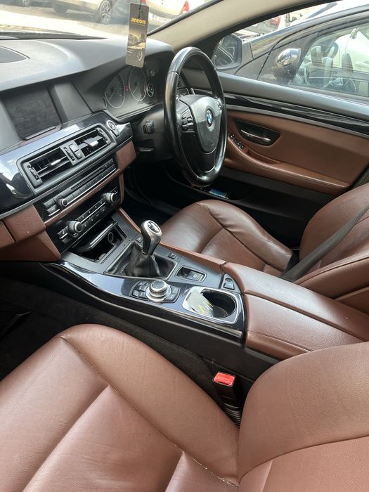 F10 520D volan dreapta manual