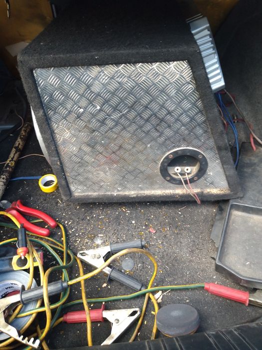 Subwoofer+amplificator Sony Xplod 1200w