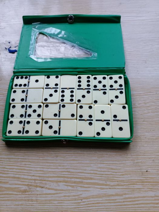 Продам игра домино