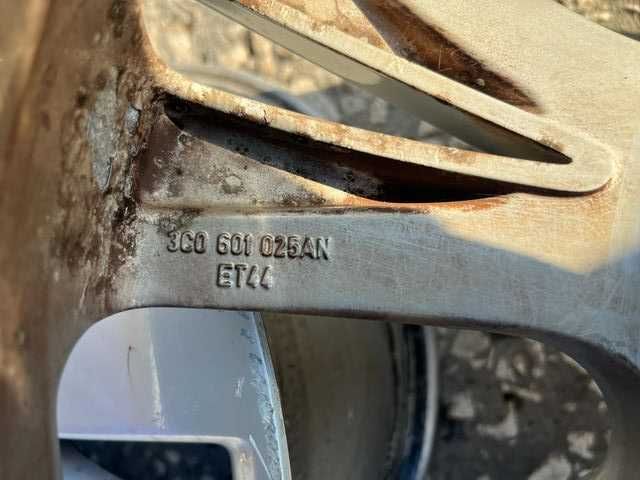 Джанти WV Skoda AUDI 8J 5X112 R18 ET44 57.1 3C0601025AN ном 72