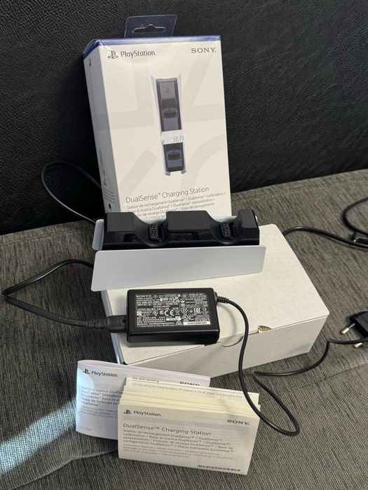 КАТО НОВА Зарядна Станция DualSense Charging Station