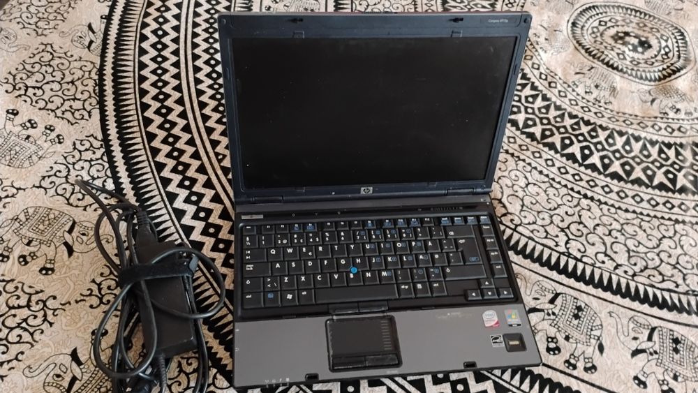 Лаптоп добро състояние