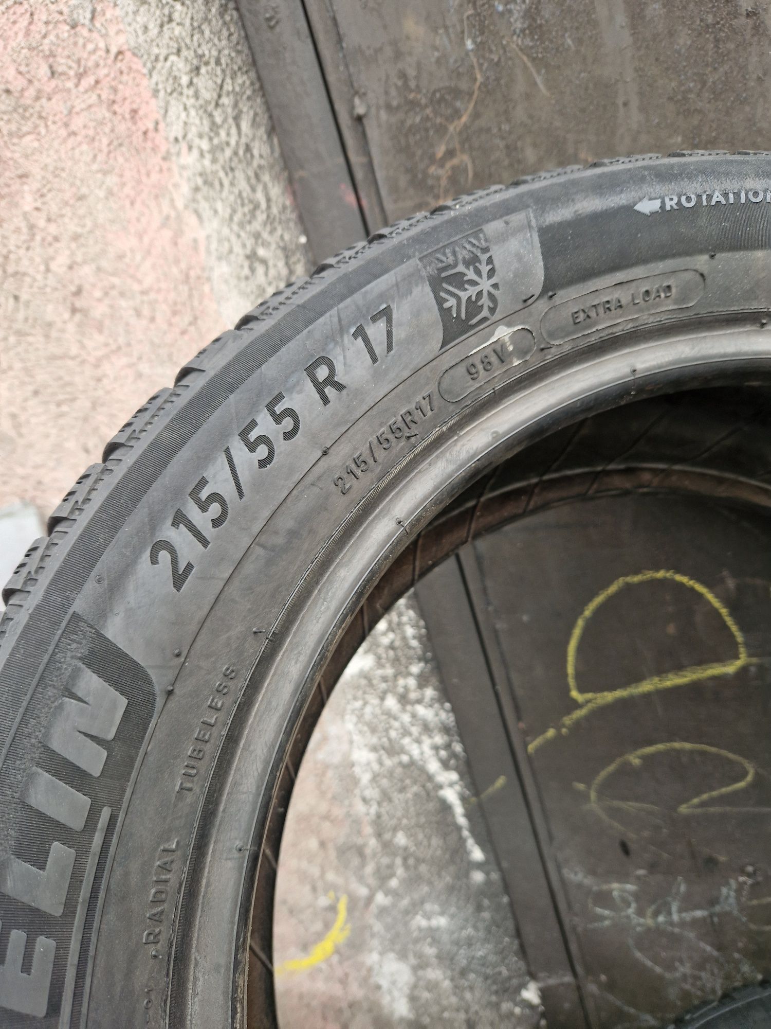 2 Anvelope Michelin 215 55 R17 M+S