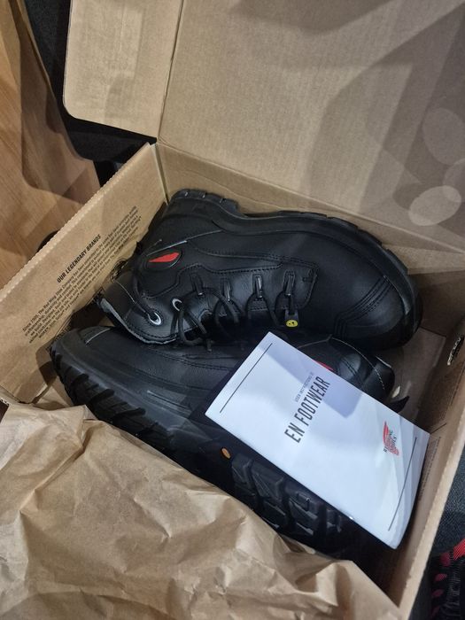 Ред винг  43 размер обмен на 44