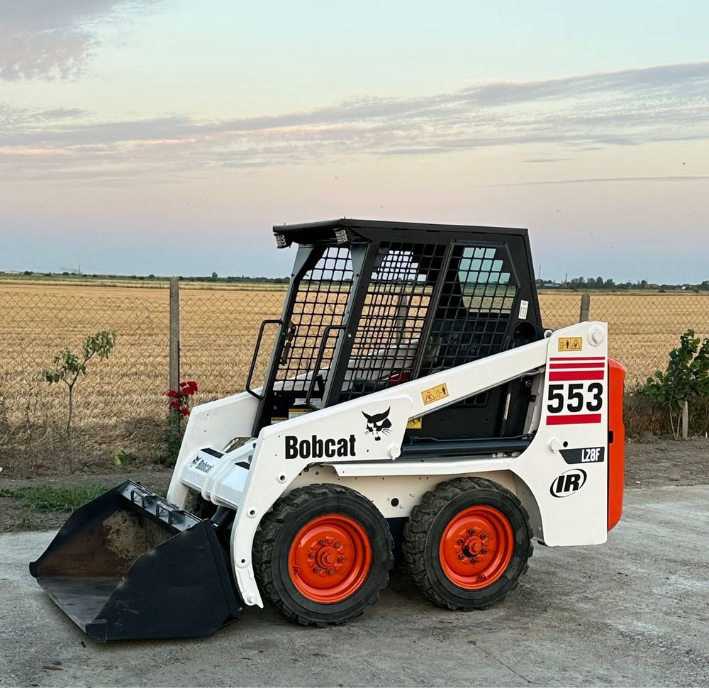 Miniincarcator bobcat/mtor kubota