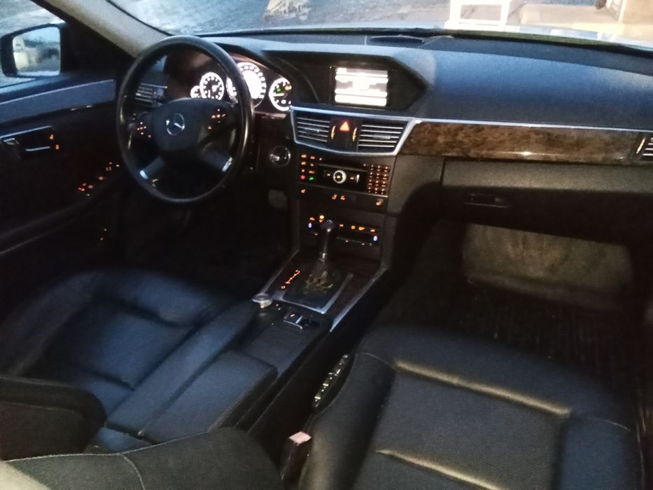 Mercedes-Benz E220 2011 EURO 5 Impecabil