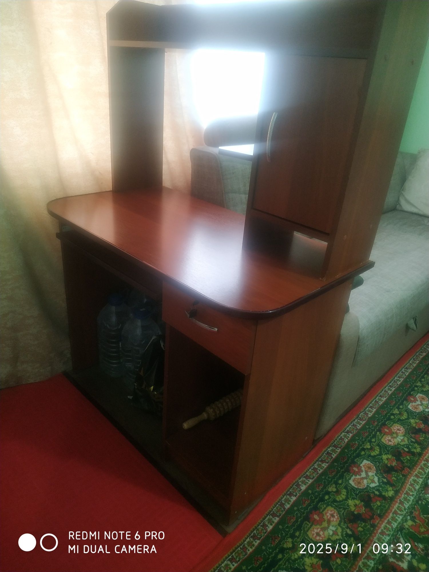 Компьютерный - Письменный стол