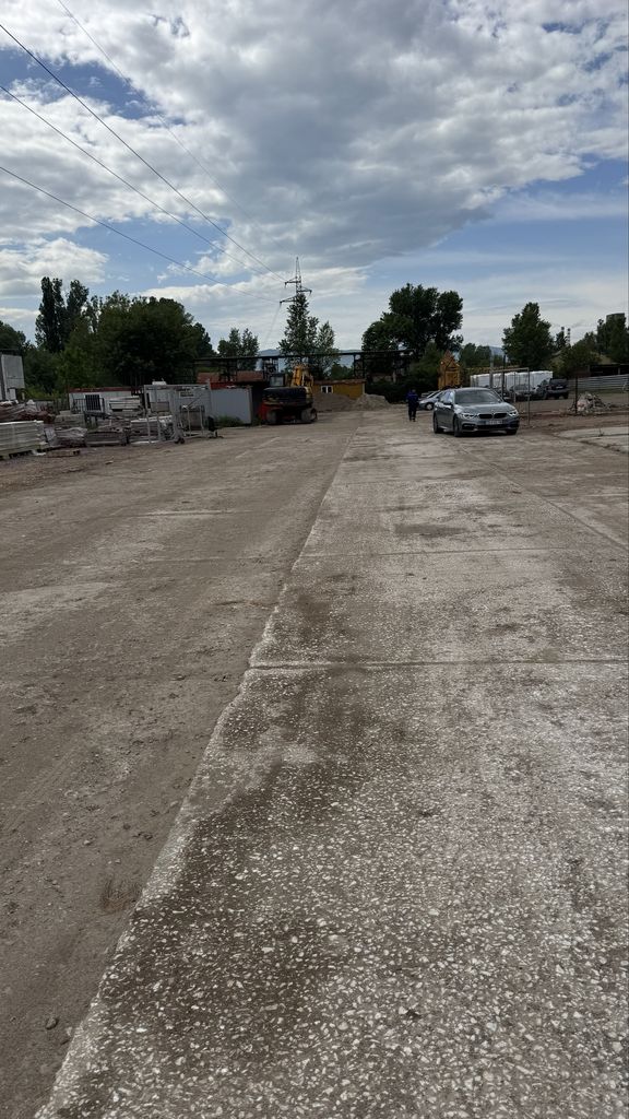 Дава се под наем Парцел в София, Бояна - 4000 кв.м за 1.02 € - Снимка #4