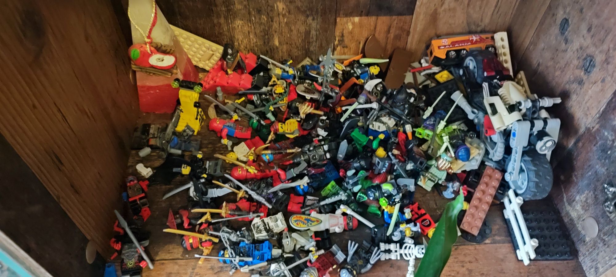 Продава се LEGO лего колекция