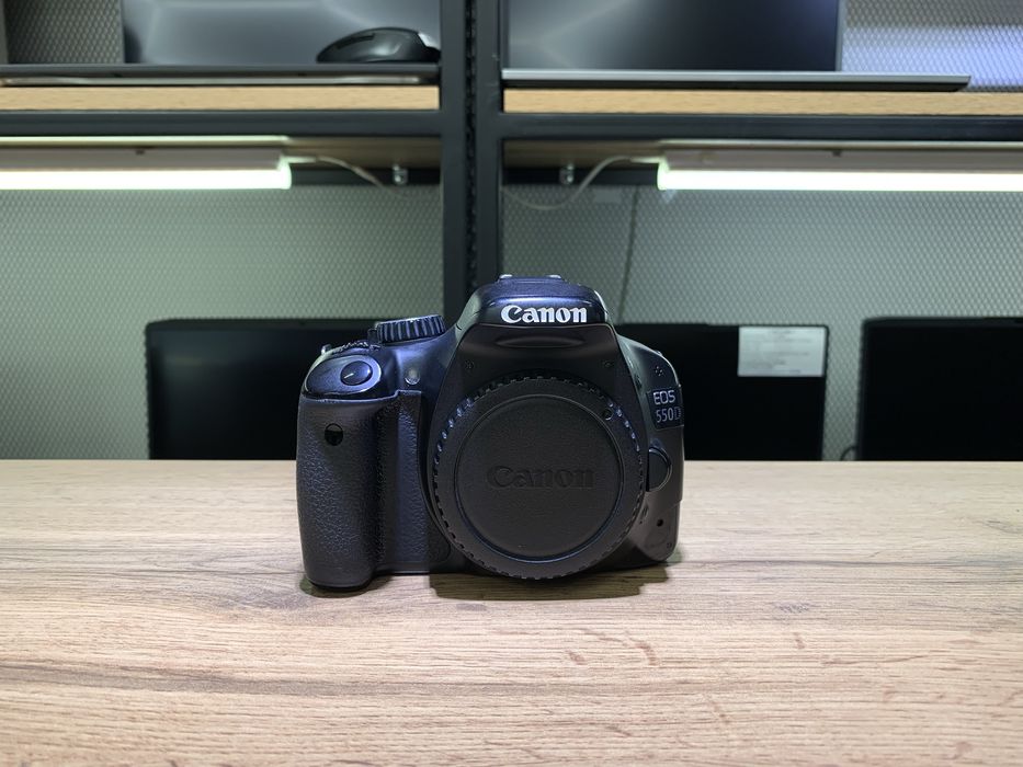 Фотоаппарат Canon EOS 550D, черный, 10859/А10