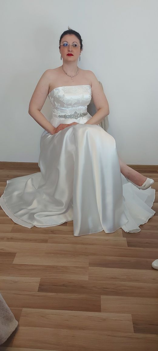 Rochie de mireasă albă lungă oferta preț