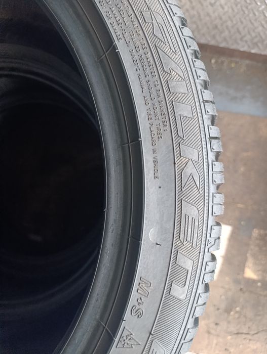 Anvelope de iarnă 225 45 18 Falken