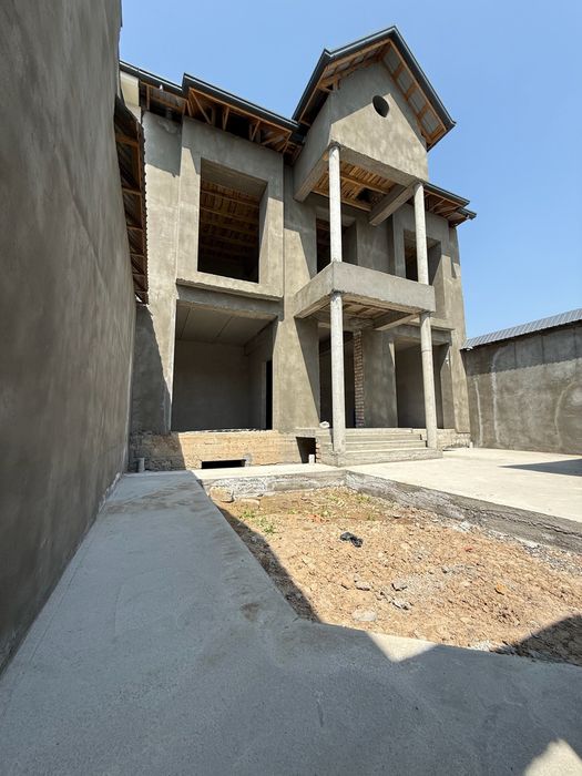 Новый эвро дом 2.4 соток Коробка