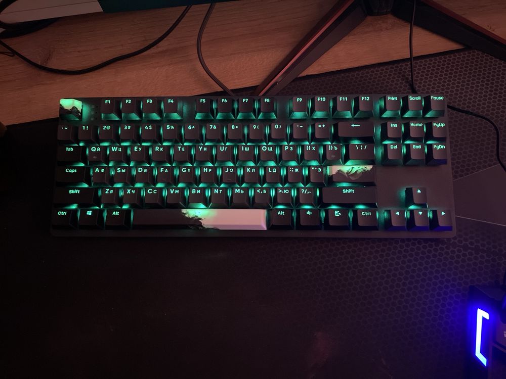 Red square keyrox tkl equinox