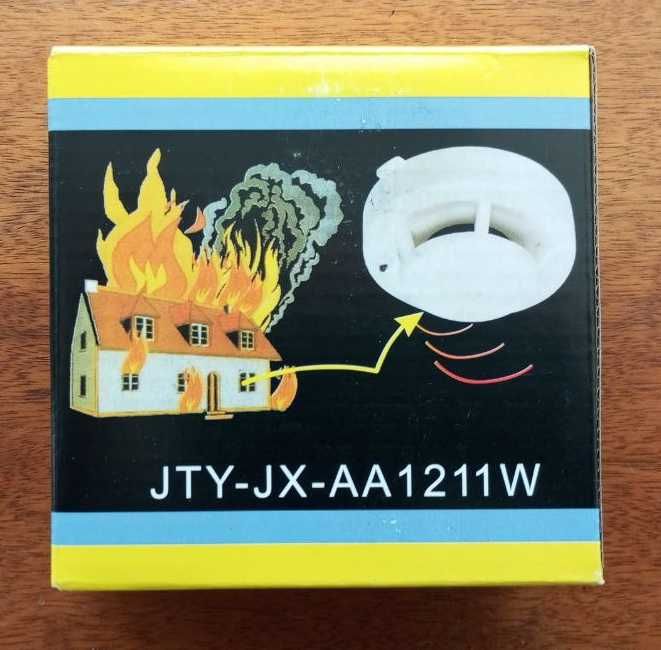 Пожарный дымовой датчик, беспроводной, с батарейкой 9V [Крона]