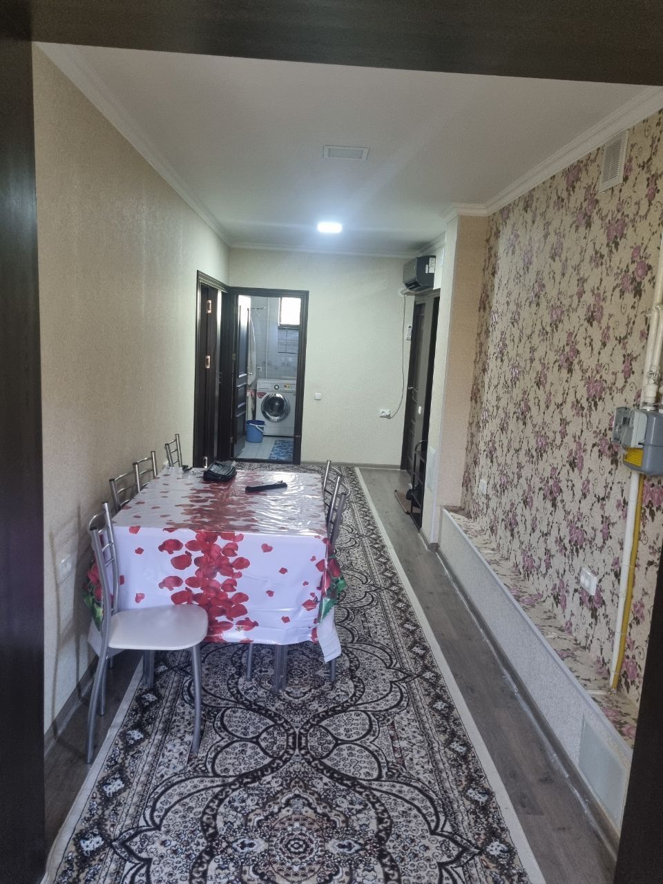 Сдаётся 3-х комнатная квартира в центре города в Бухаре 500 у.е