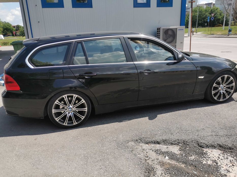 BMW325iКолатсъстояние. Нови летни гуми 18навргпредимесеца.
