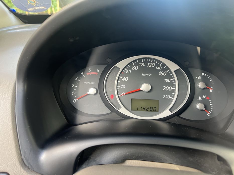 Auto hyundai tucson 2008
