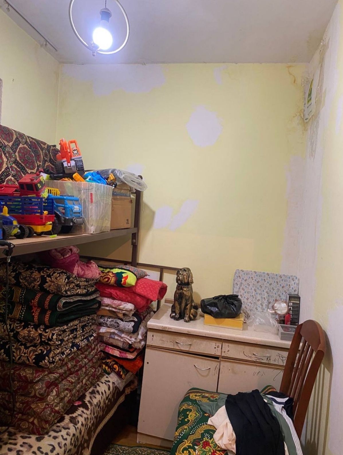 1-Комн. 1-Этаж. 38м². Продажа. Уй-Жой. Ттз-2. Базар. Рынок.