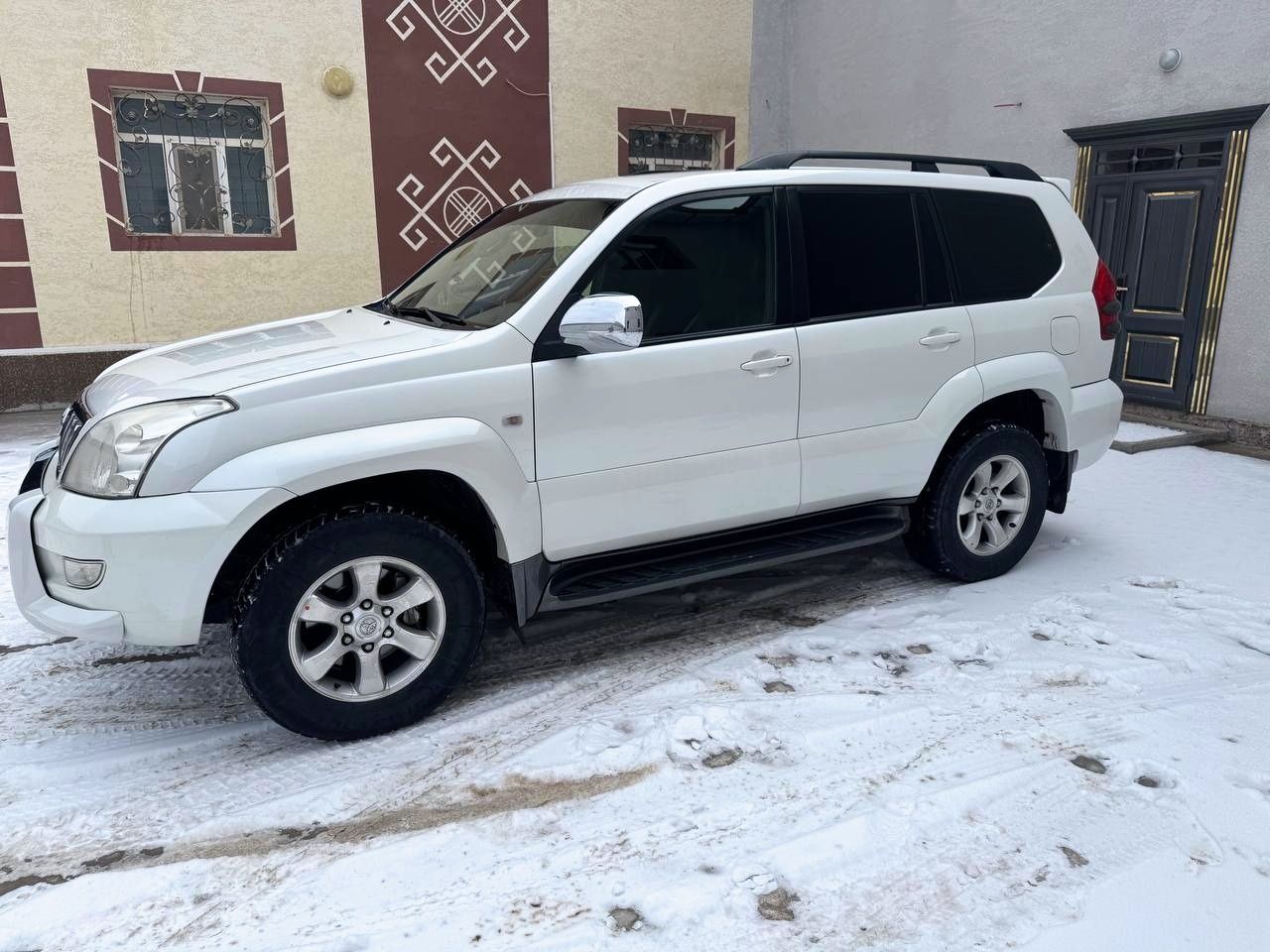 Тойота  Land Cruiser Prado 120