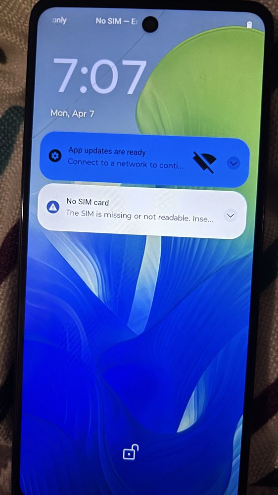 Motorola G04 64gb  android 14 nu are semnal sticla putin fisurata