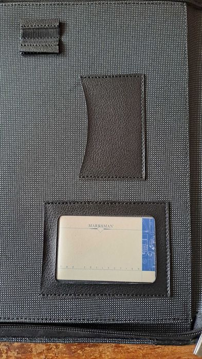 папка луксозна за документи черна с цип Марксман Marksman Размер А4