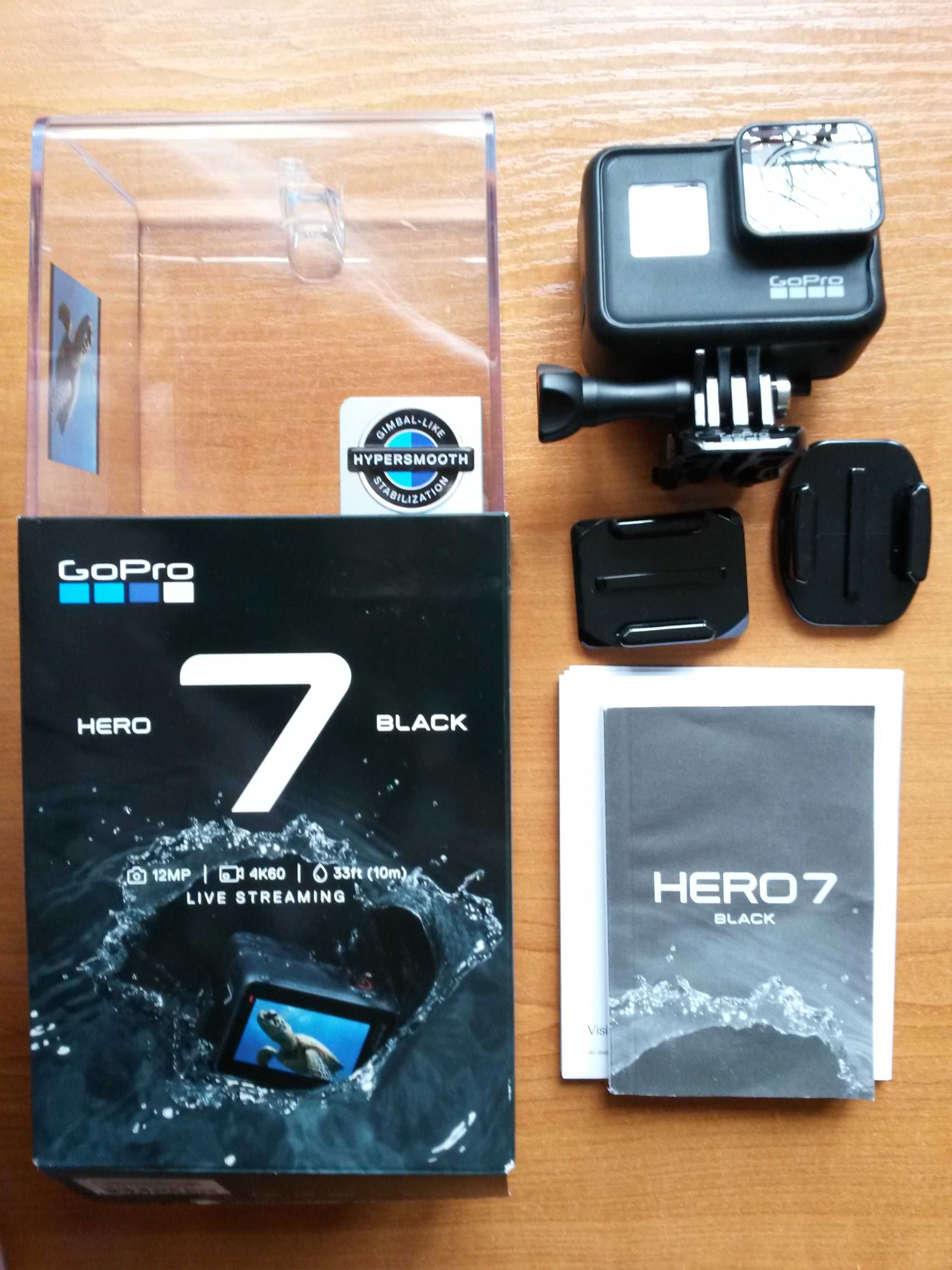 Екшън камера GoPro HERO7 Black с аксесоари