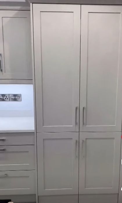 Потайные двери перегородки с раздвижной системой