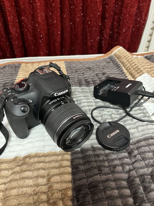 Фотоаппарат Canon EOS 1200D