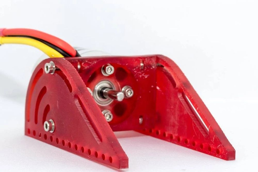 Универсална стойка за електромотор