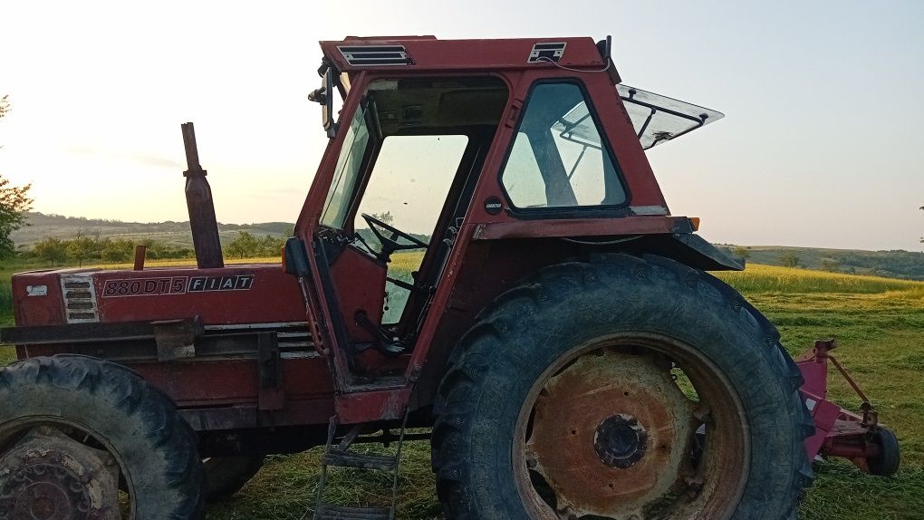 Fiat 880 în 5 în stare de functionare