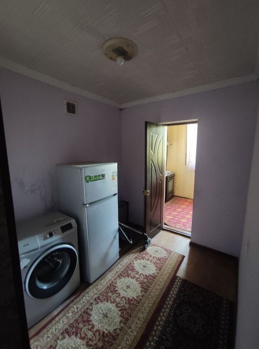 Chilonzor 4kvartalda 2 ta uy sotiladi srochna 4 etaj