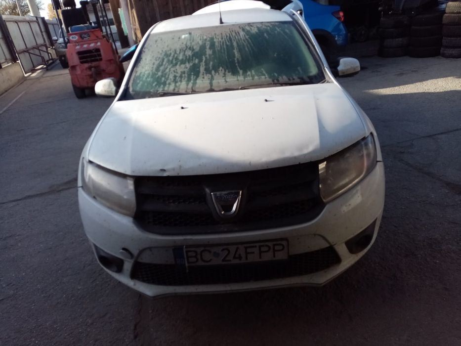 Dezmembrez Logan 1.2 2015 alb