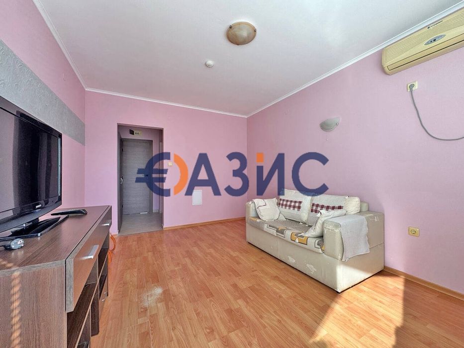 Продава се Едностаен апартамент в Бургас, Сарафово - 34 кв.м за 1339 €/кв.м - Снимка #2
