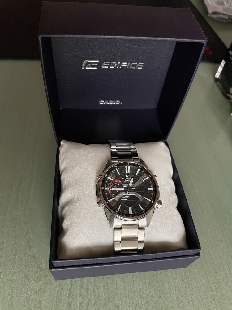 Часовник Casio Edifice