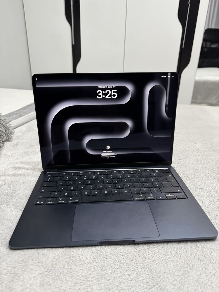 Macbook air 13,6 m4 chip