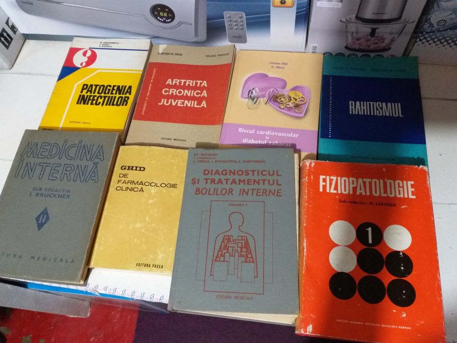 92 De Carti Medicina Interna Si Pediatrie Copii 5lei buc
