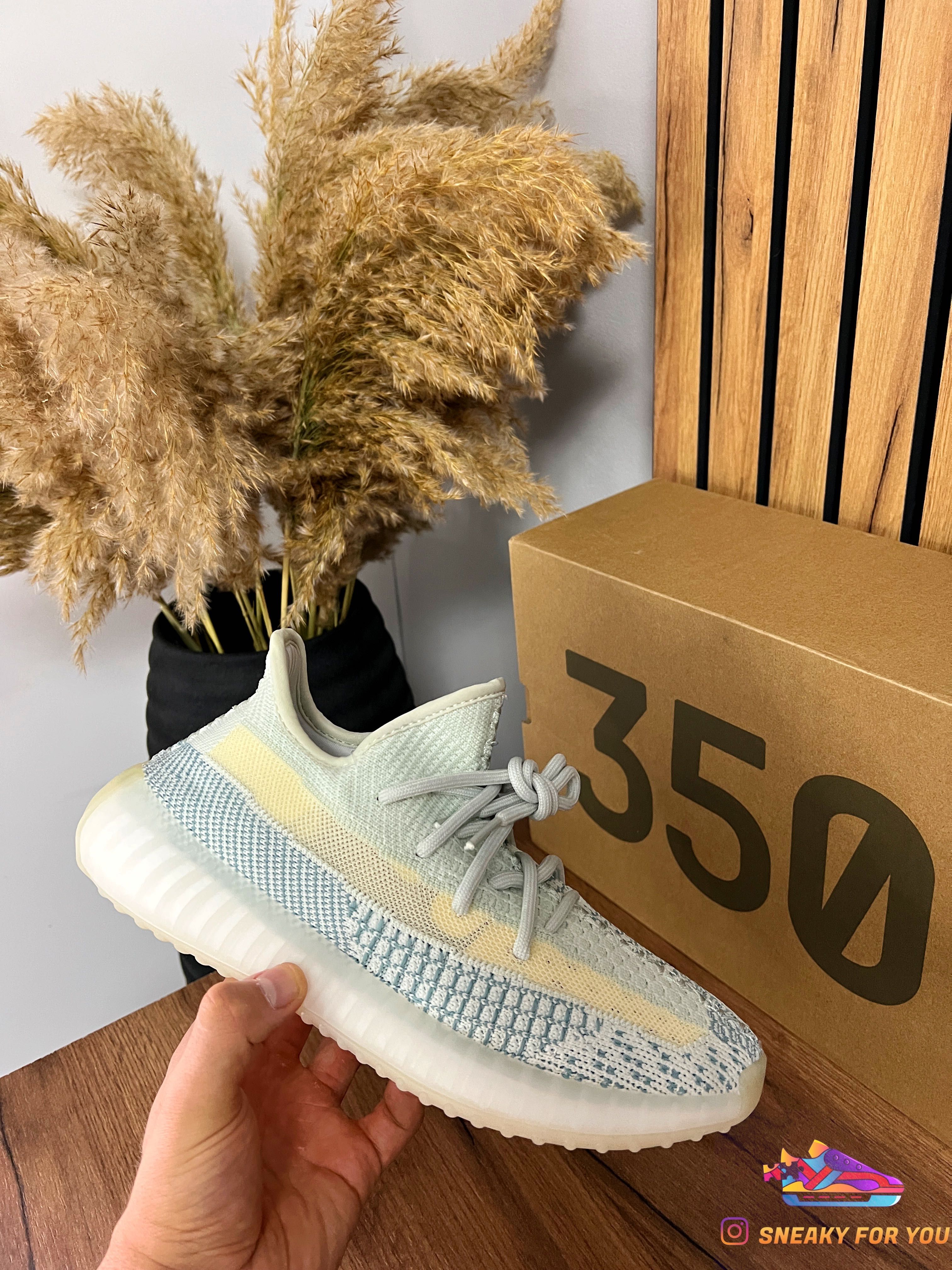 39-44 Yeezy Boost 350 V2 Cloud White