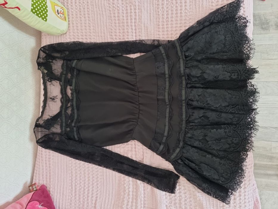 Шикарное чёрное платье