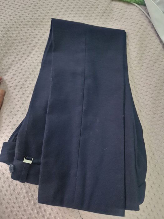 Продам брюки на мальчика