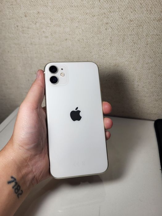 Iphone 11 white АКБ 80