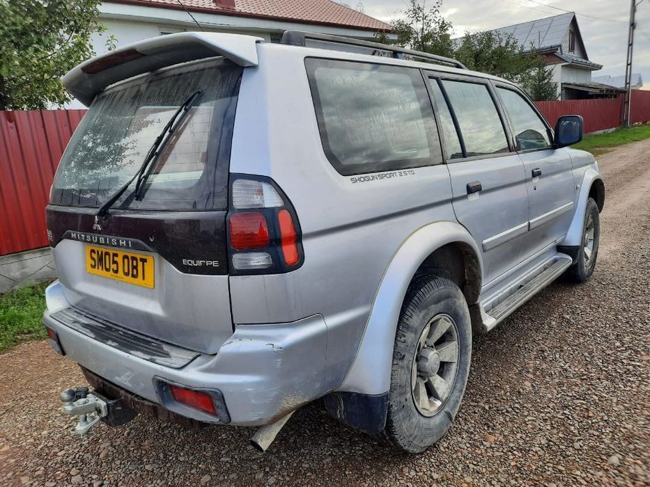 fuzeta broasca usa planetara stanga dreapta fata spate rampa injectoare macara geam pompa injecție Mitsubishi Pajero Shogun Sport motor 2.5td 115cp 4d56-t dezmembrez dezmembrari