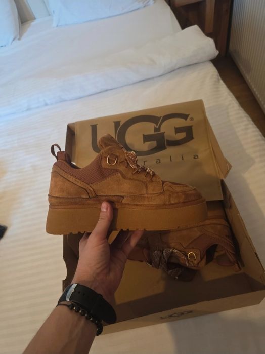 UGG Lowmel , noi in cutie marimi 36-40