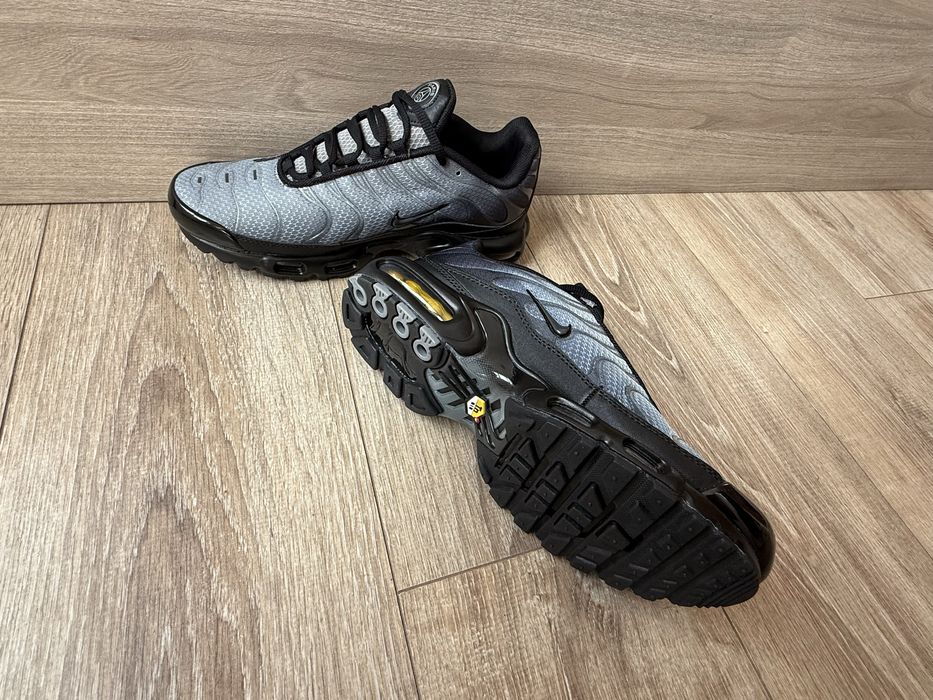 Nike Air Max Plus TN Paris PSG Black Grey