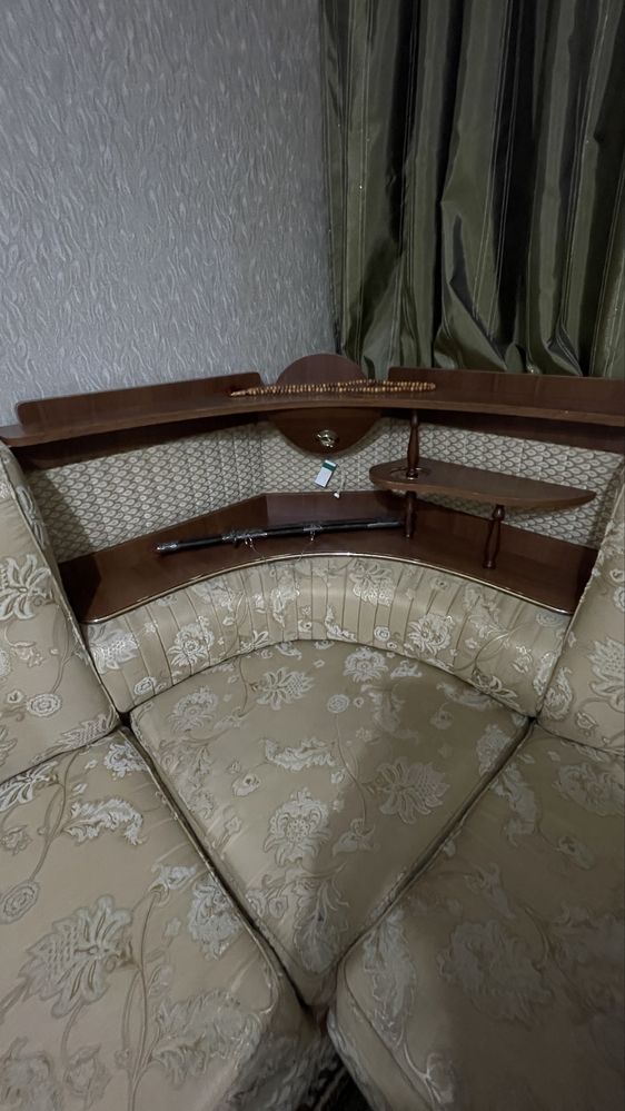Диван угловой с креслом